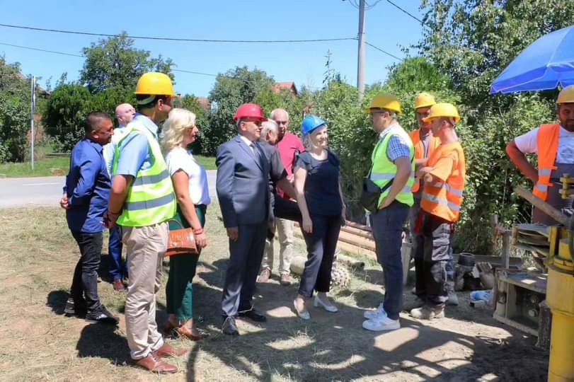 Почетком минуле недеље у Друговцу отпочели радови на изградњи новог бунара за калитетније снабдевање водом НОВИ БУНАР НА ЛОКАЦИЈИ ВЕЋ ПОСТОЈЕЋЕГ